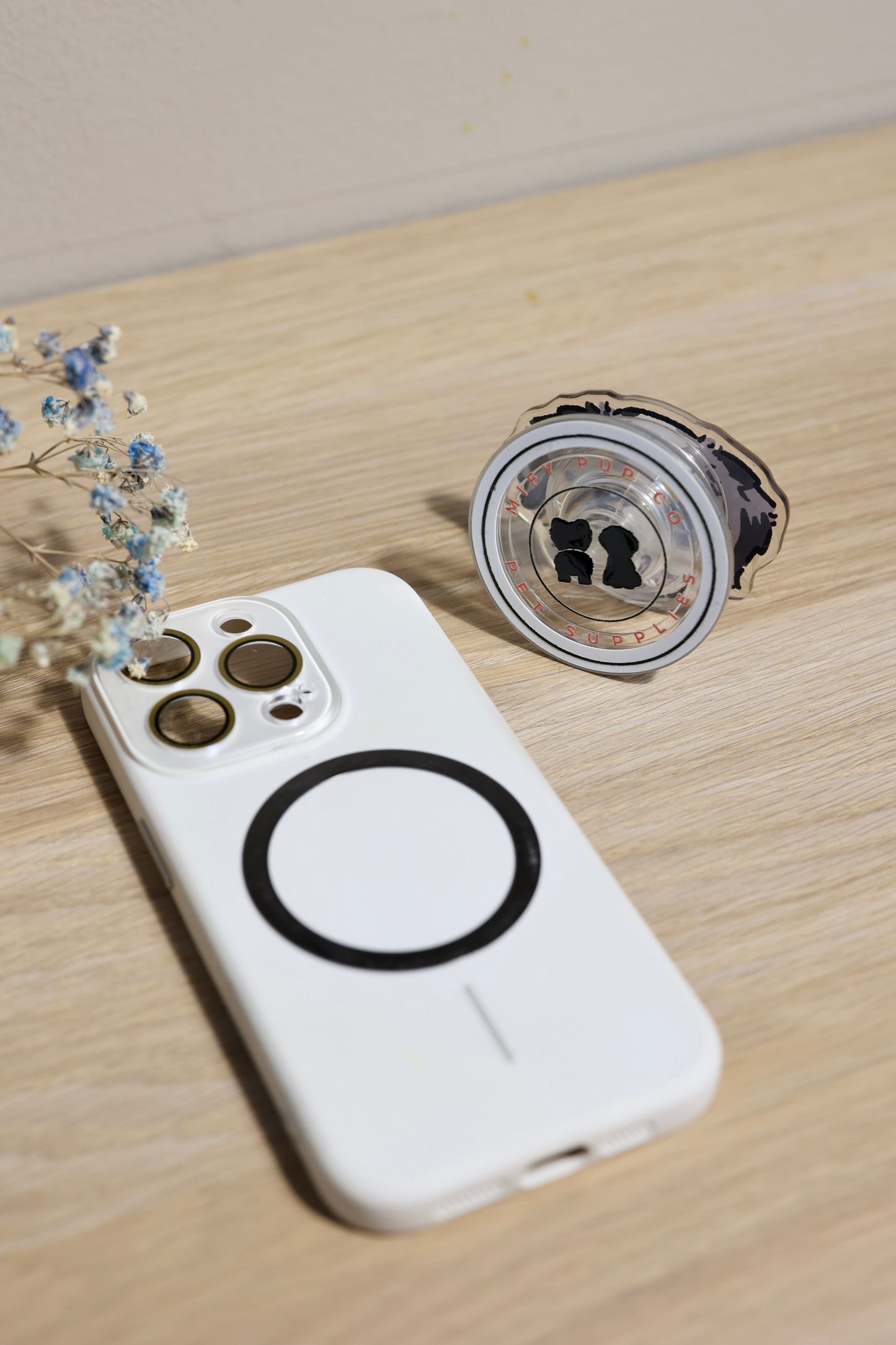 Custom Pet Portrait Phone Grip – Personalized Acrylic Grip with Your Pet’s Photo