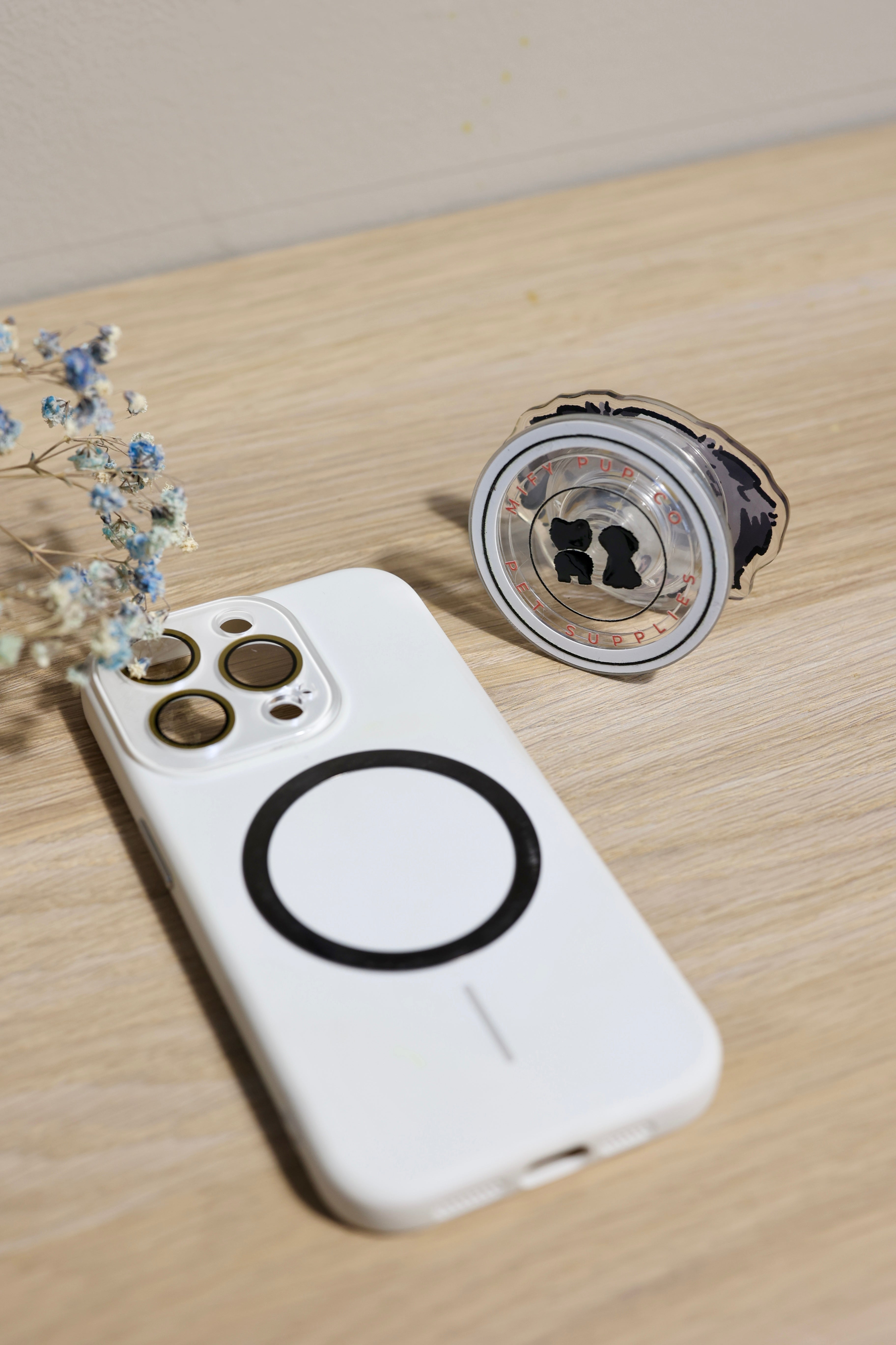 Custom Pet Portrait Phone Grip – Personalized Acrylic Grip with Your Pet’s Photo